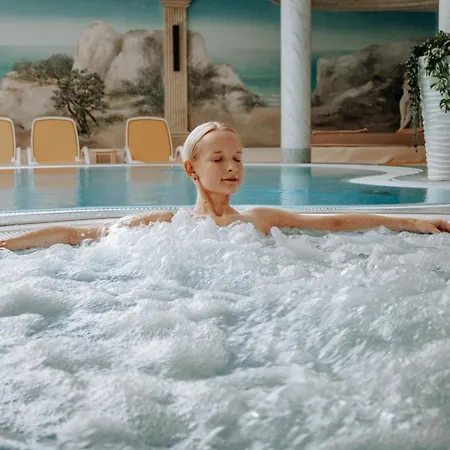 Arkona Strandhotel Szálloda